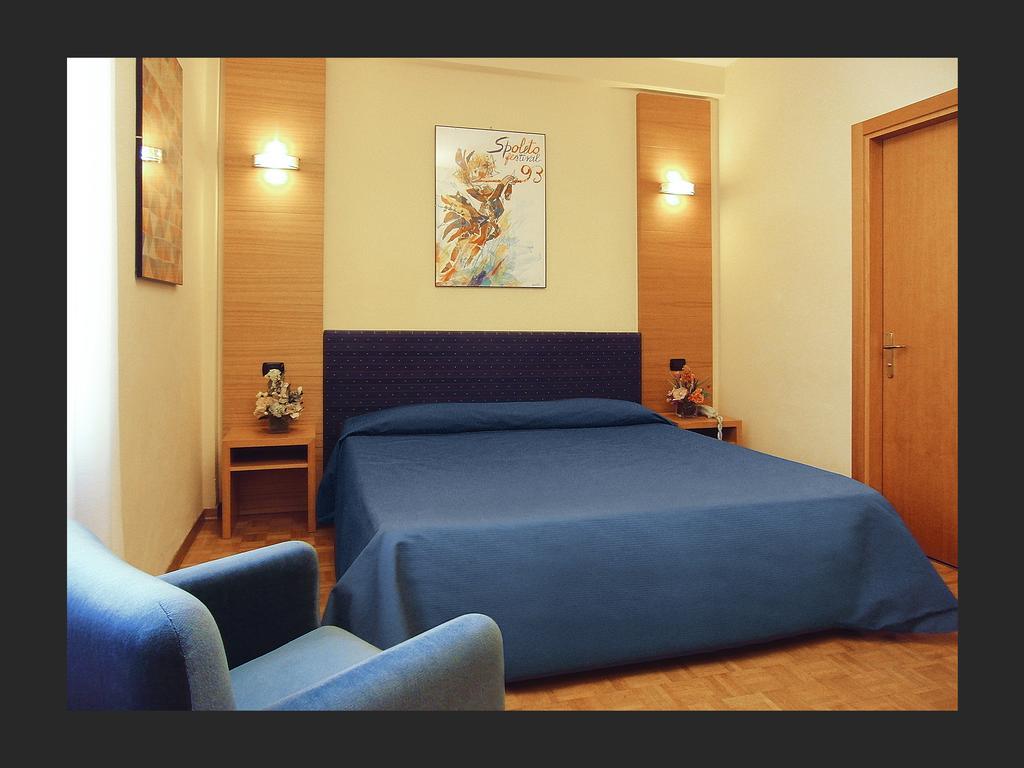 Hotel Clarici Spoleto Exterior photo